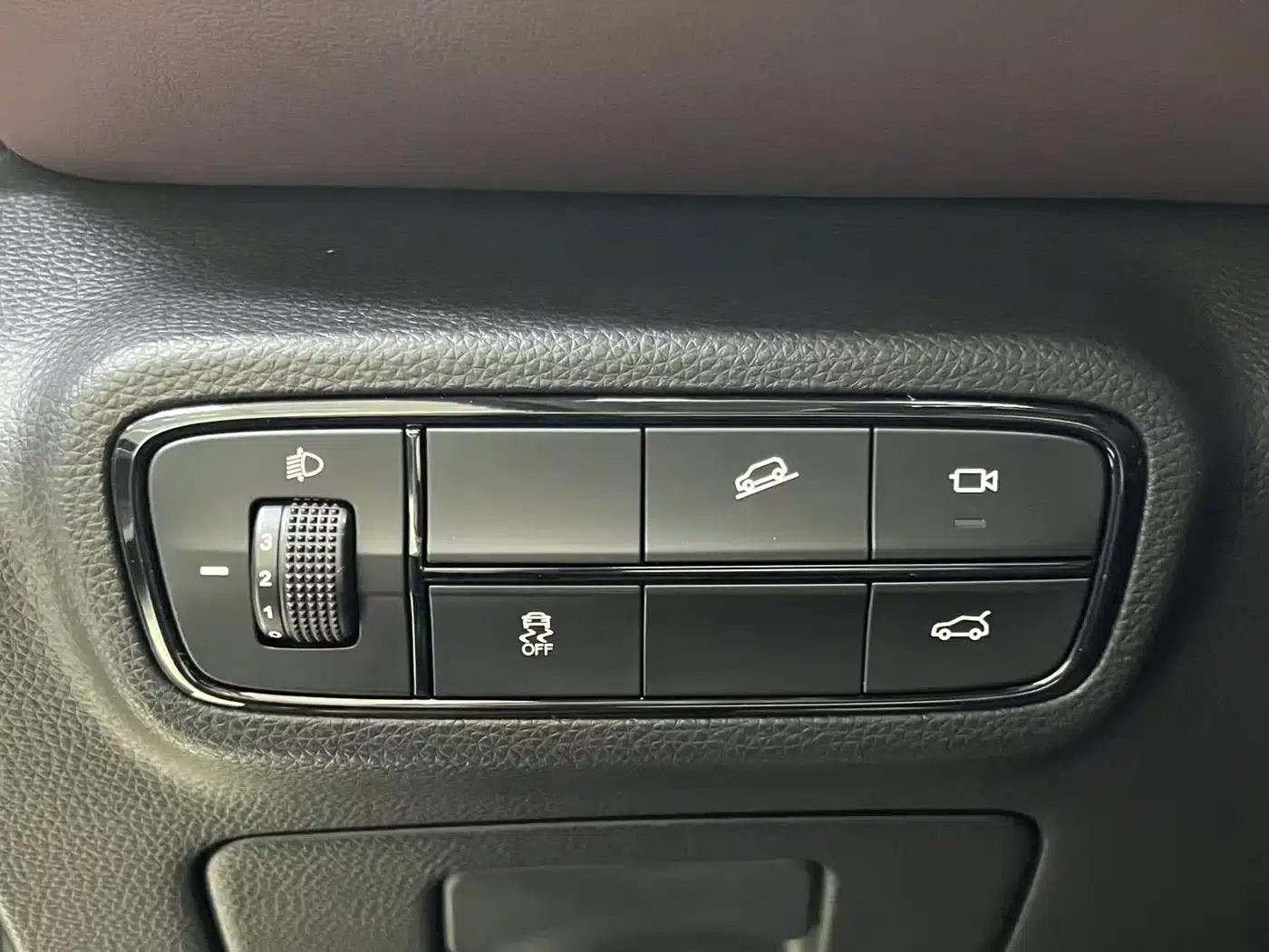 Trumpchi M6 2021 PRO 270T DCT Premium Edition — миниатюра 15