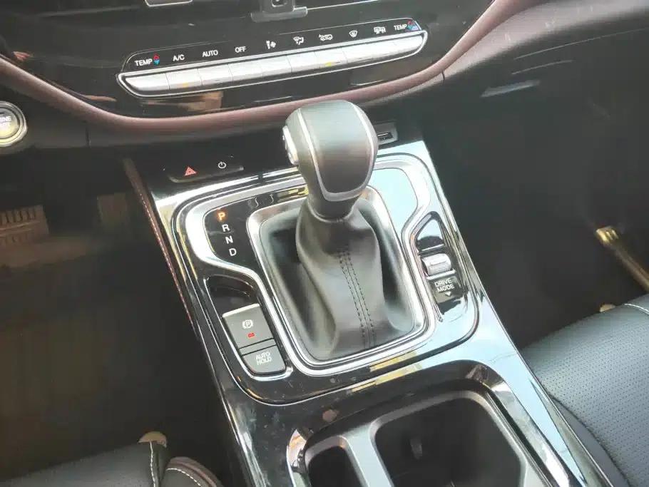 Trumpchi M6 2024 MAX 270T WDCT Premium Edition — миниатюра 16