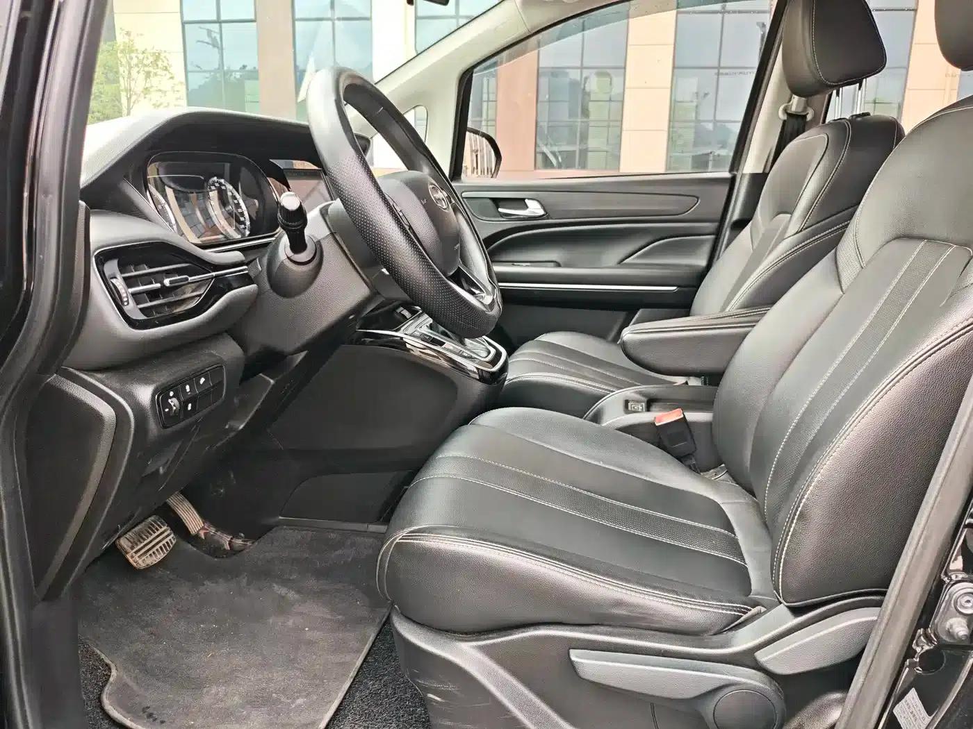Trumpchi M6 2021 270T DCT Luxury Edition (7-seater) — миниатюра 9