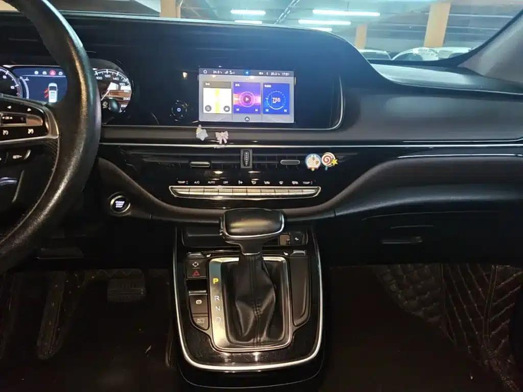 Trumpchi M6 2019 270T Automatic Premium Edition (7-seater) National V Emission Standard — миниатюра 13