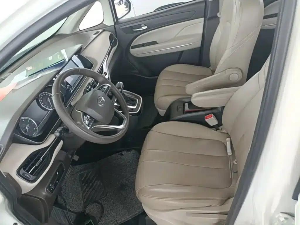 Trumpchi M6 2019 270T Automatic Elite Edition (7-seater) National V Emission Standard — миниатюра 15