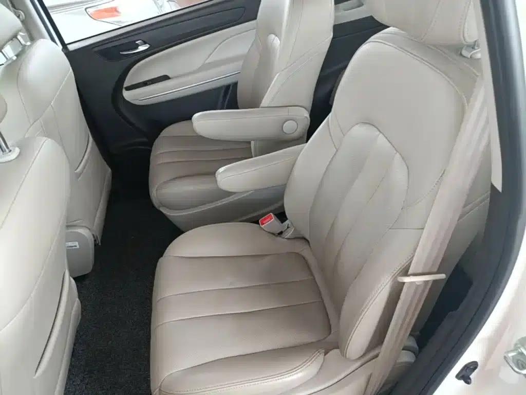 Trumpchi M6 2019 270T Automatic Elite Edition (7-seater) National V Emission Standard — миниатюра 17