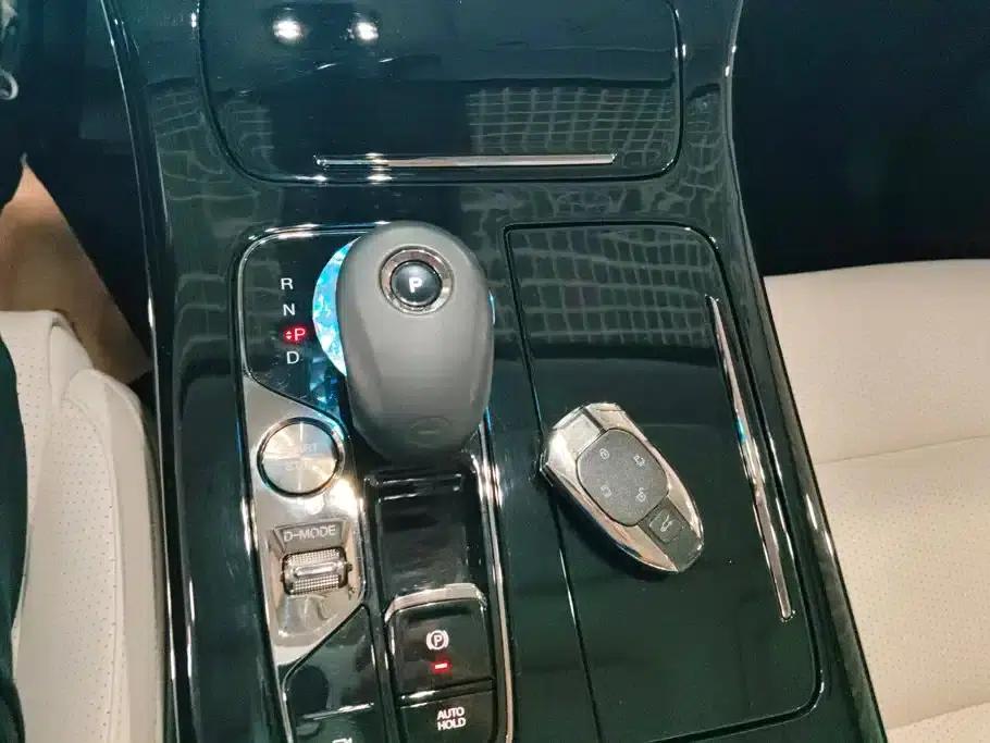 Trumpchi E9 2023 E9 MAX — миниатюра 16