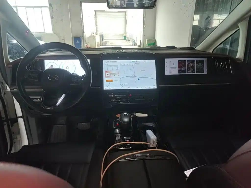 Trumpchi E9 2023 E9 MAX — миниатюра 10