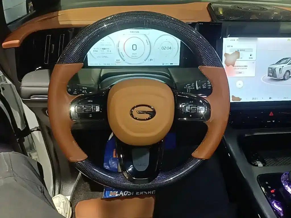 Trumpchi E9 2025 Model: E9 Super Fast Charging Champion — миниатюра 11