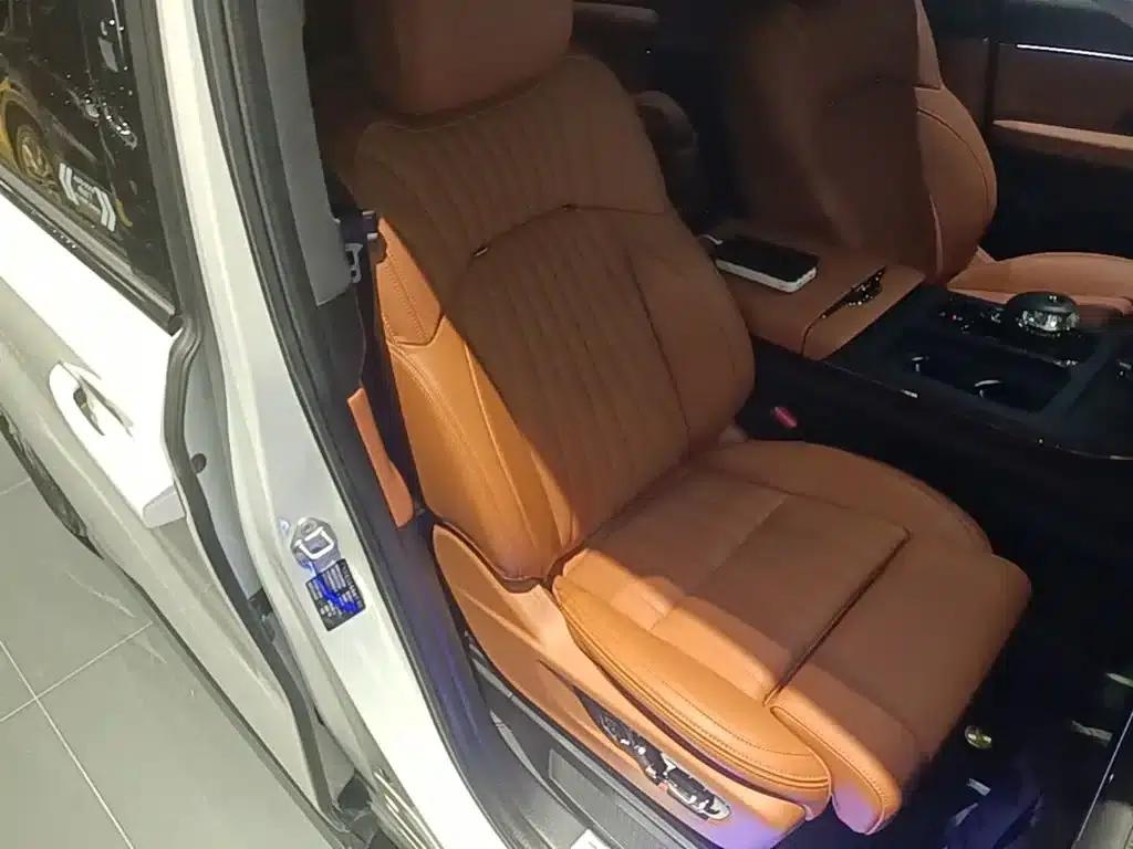 Trumpchi E9 2025 Model: E9 Super Fast Charging Champion — миниатюра 25