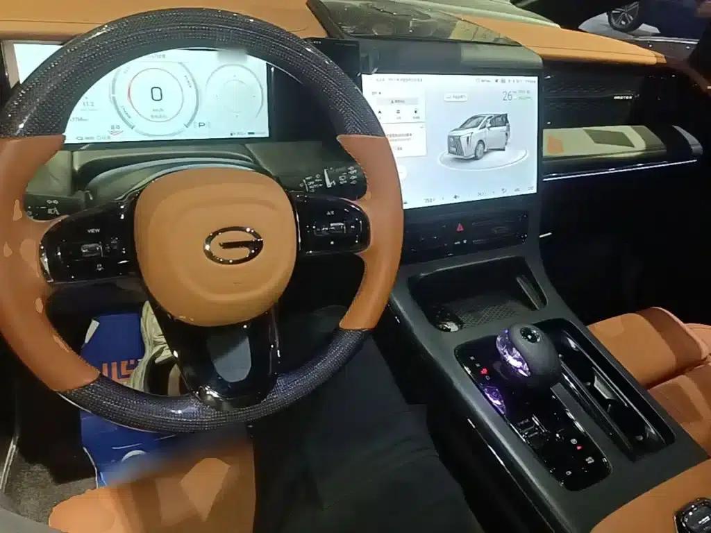 Trumpchi E9 2025 Model: E9 Super Fast Charging Champion — миниатюра 10