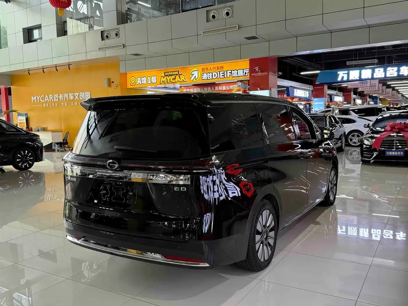 Trumpchi E8 PHEV 2024 Model 150km Dragon Glory+ — миниатюра 15