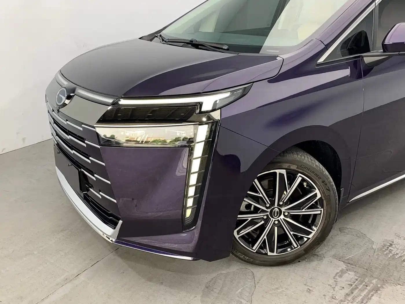 Trumpchi E8 PHEV 2024 Model 150km Dragon Soaring Starry Night+ — миниатюра 11