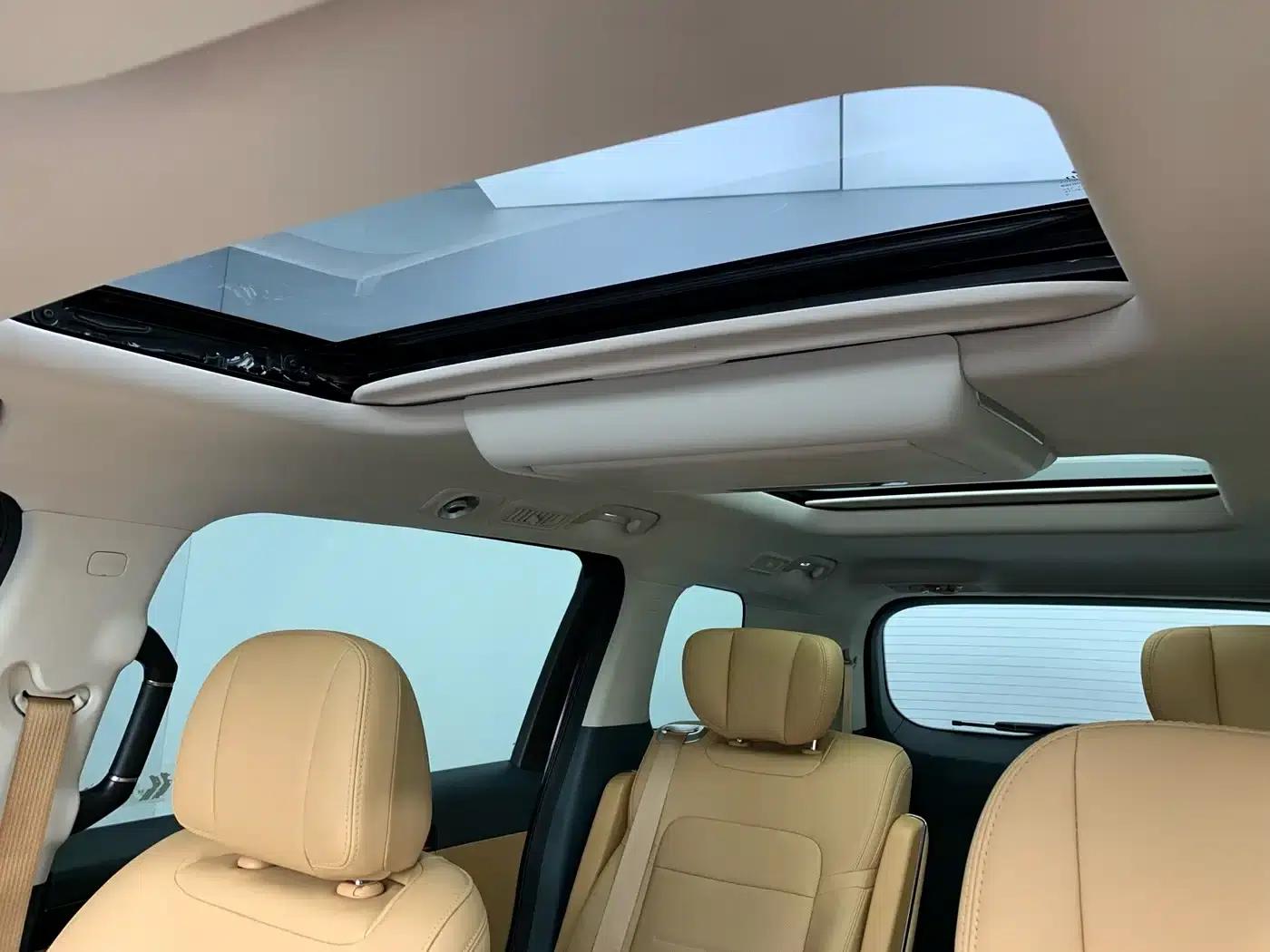 Trumpchi E8 PHEV 2024 Model 150km Dragon Soaring Starry Night+ — миниатюра 18