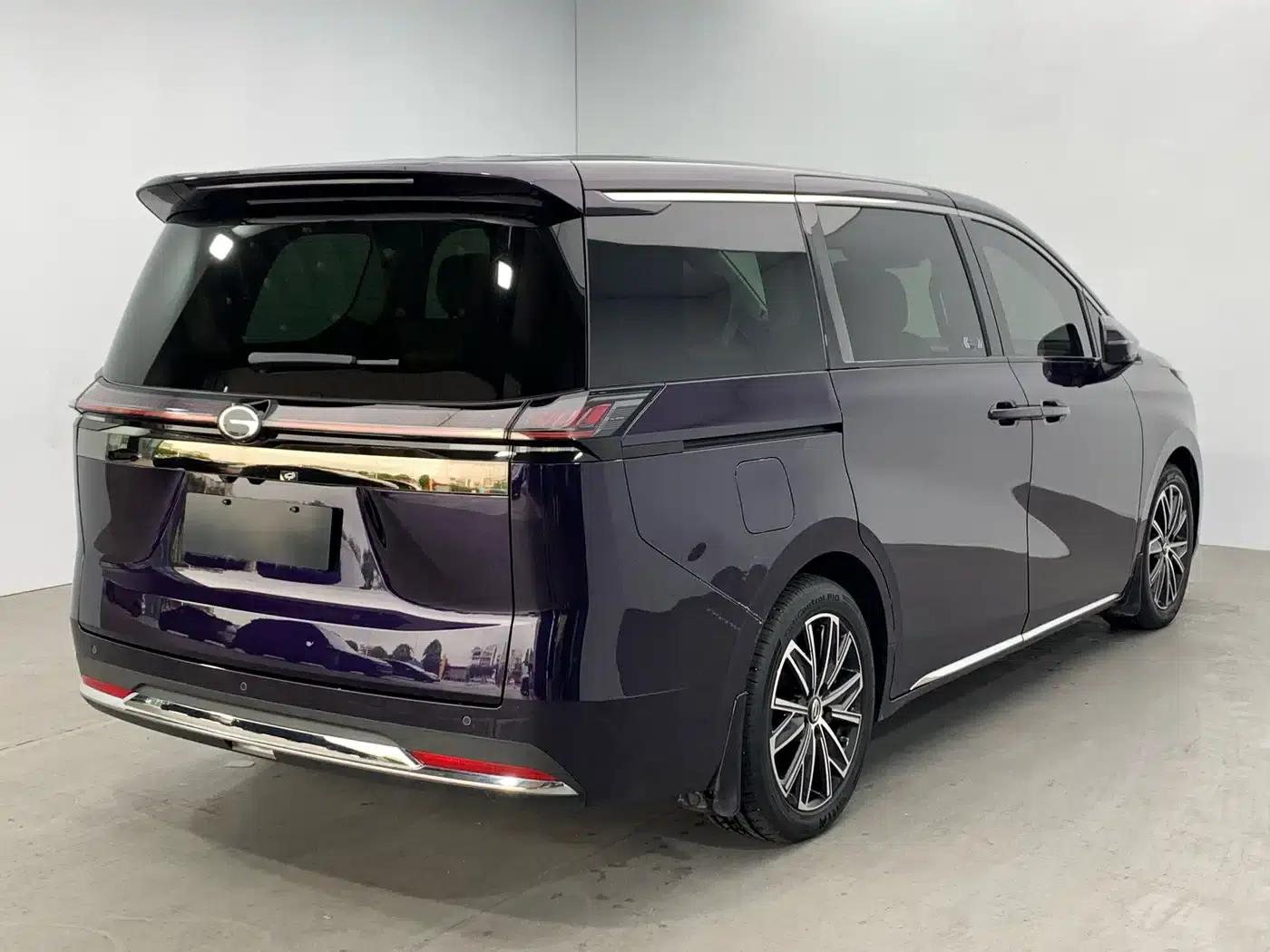 Trumpchi E8 PHEV 2024 Model 150km Dragon Soaring Starry Night+ — миниатюра 4