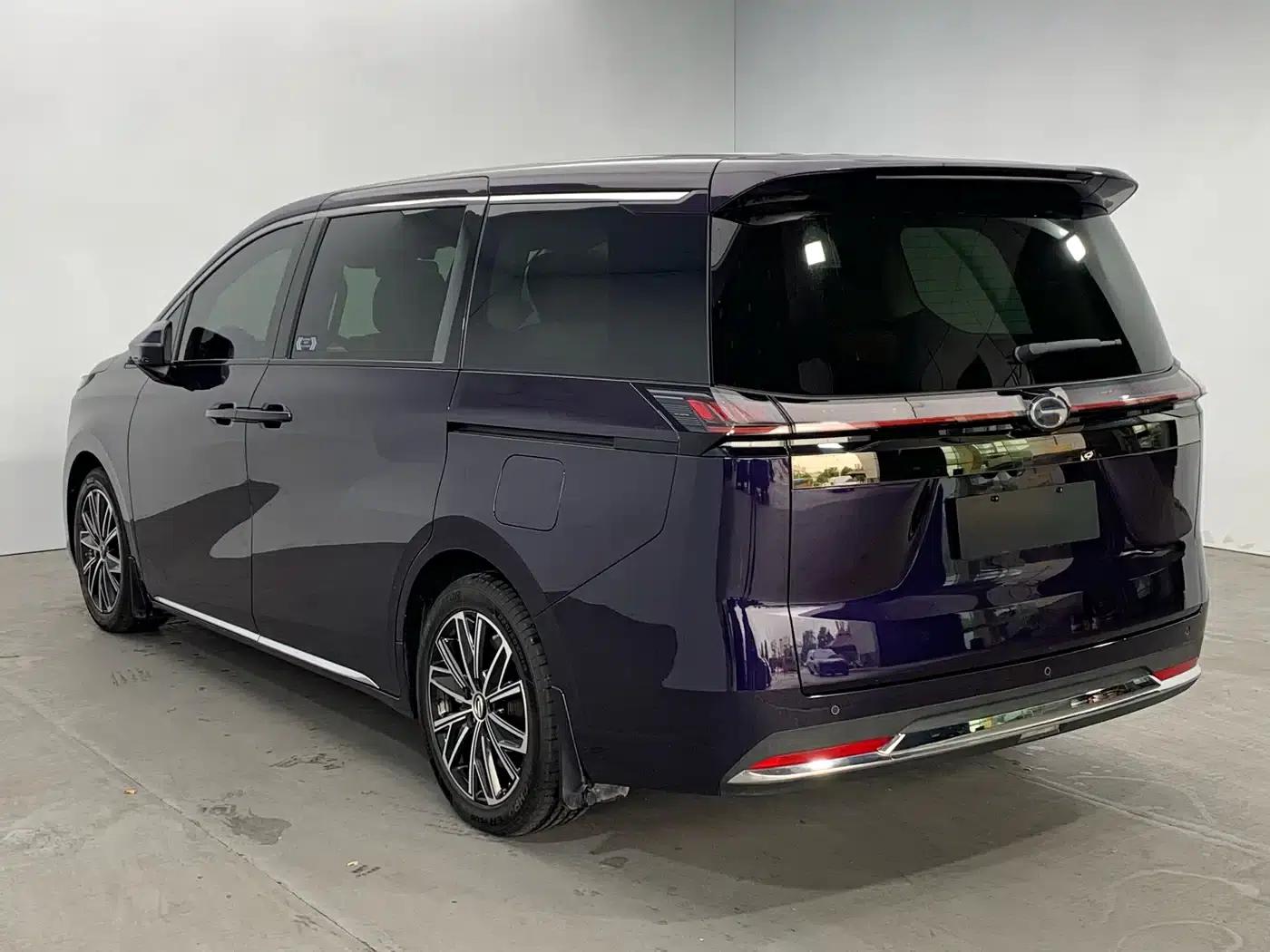 Trumpchi E8 PHEV 2024 Model 150km Dragon Soaring Starry Night+ — миниатюра 5