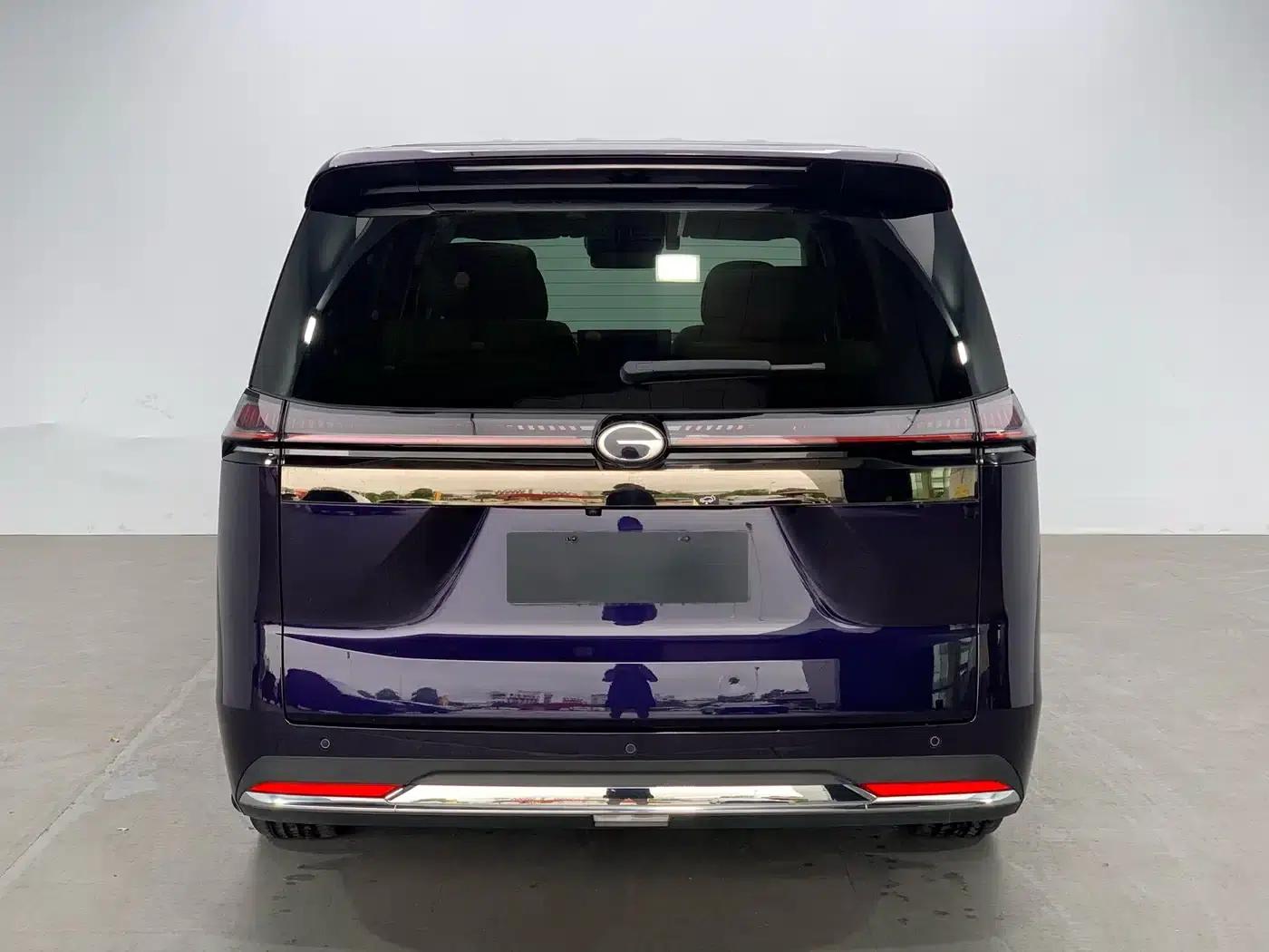 Trumpchi E8 PHEV 2024 Model 150km Dragon Soaring Starry Night+ — миниатюра 6