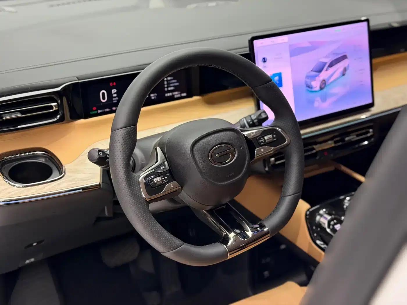 Trumpchi E8 PHEV 2024 Model 150km Dragon Soaring Starry Night+ — миниатюра 8