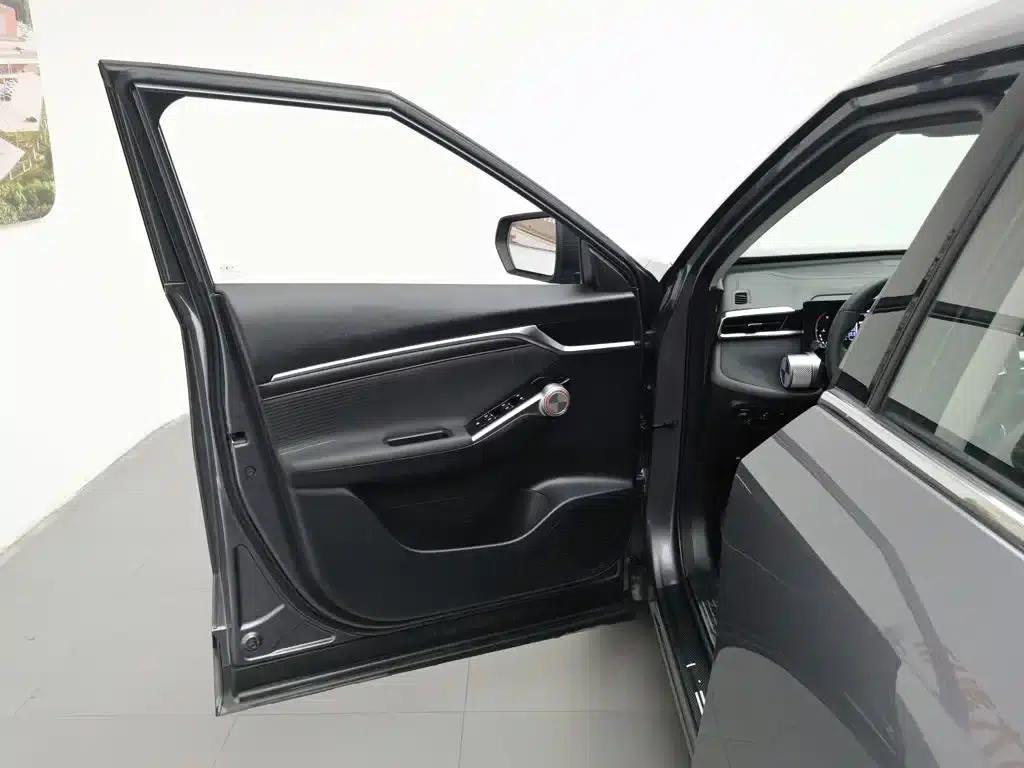2022 Cineco 1.5T Supernova Edition — миниатюра 8