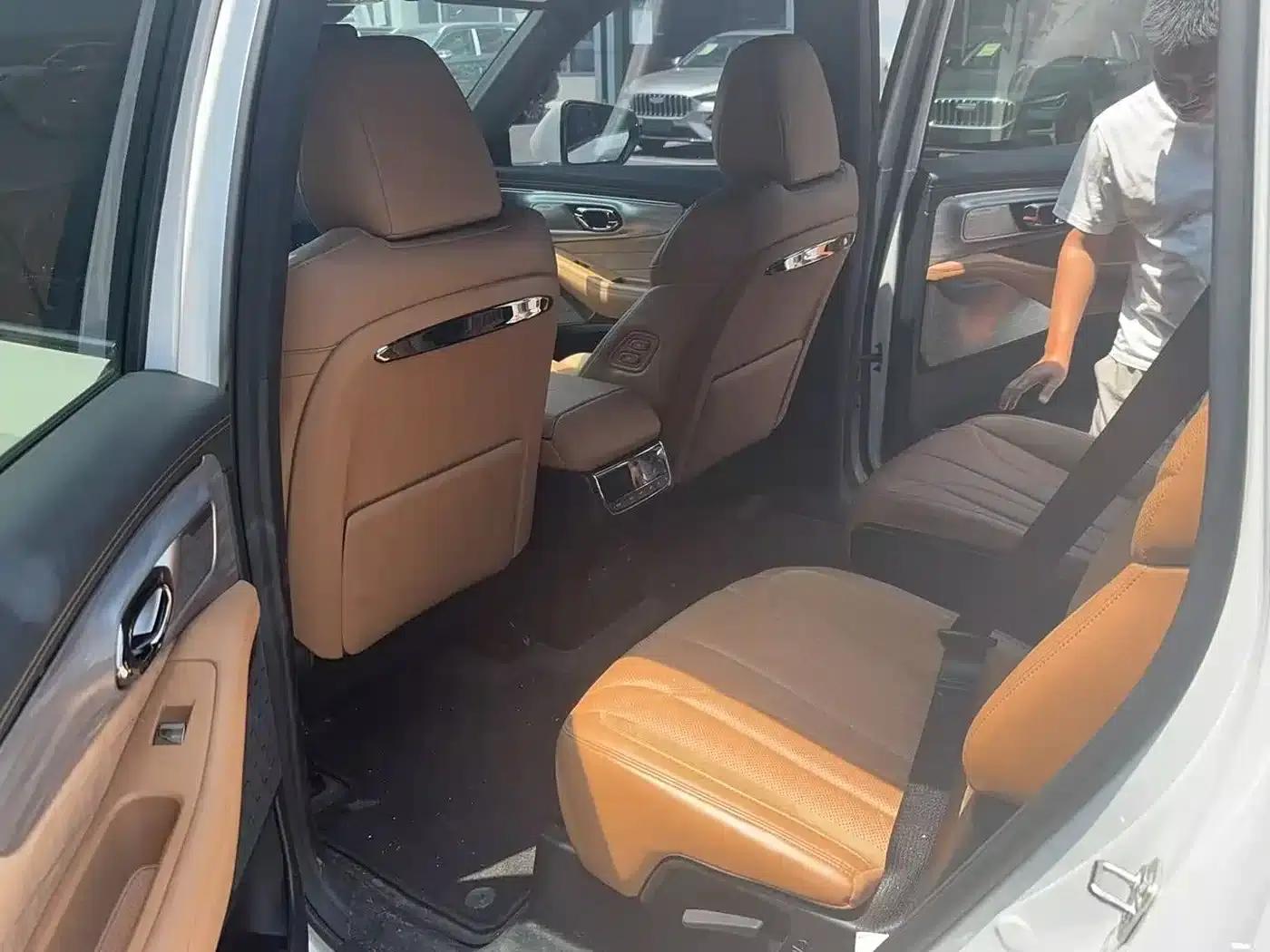 Trumpchi ES9 2024 PHEV 143km Traveler Max — миниатюра 2