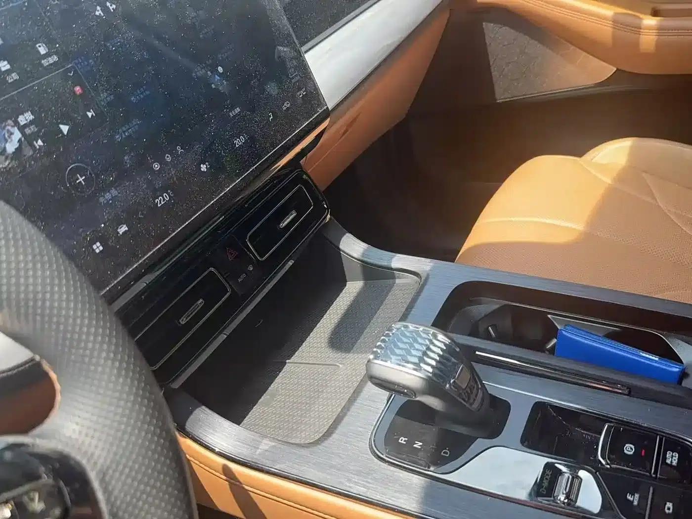 Trumpchi ES9 2024 PHEV 143km Traveler Max — миниатюра 3