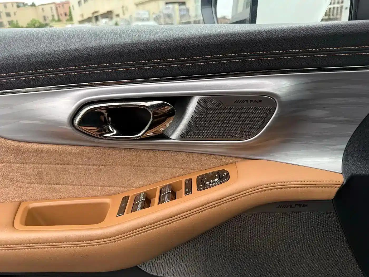 Trumpchi ES9 2024 PHEV 143km Traveler Max — миниатюра 13