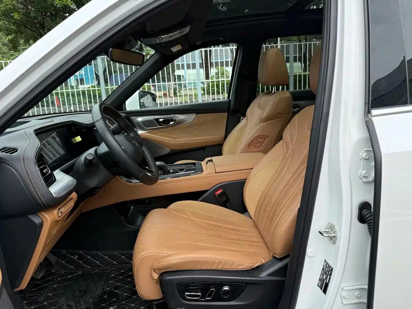 Trumpchi ES9 2024 PHEV 143km Traveler Max — миниатюра 16