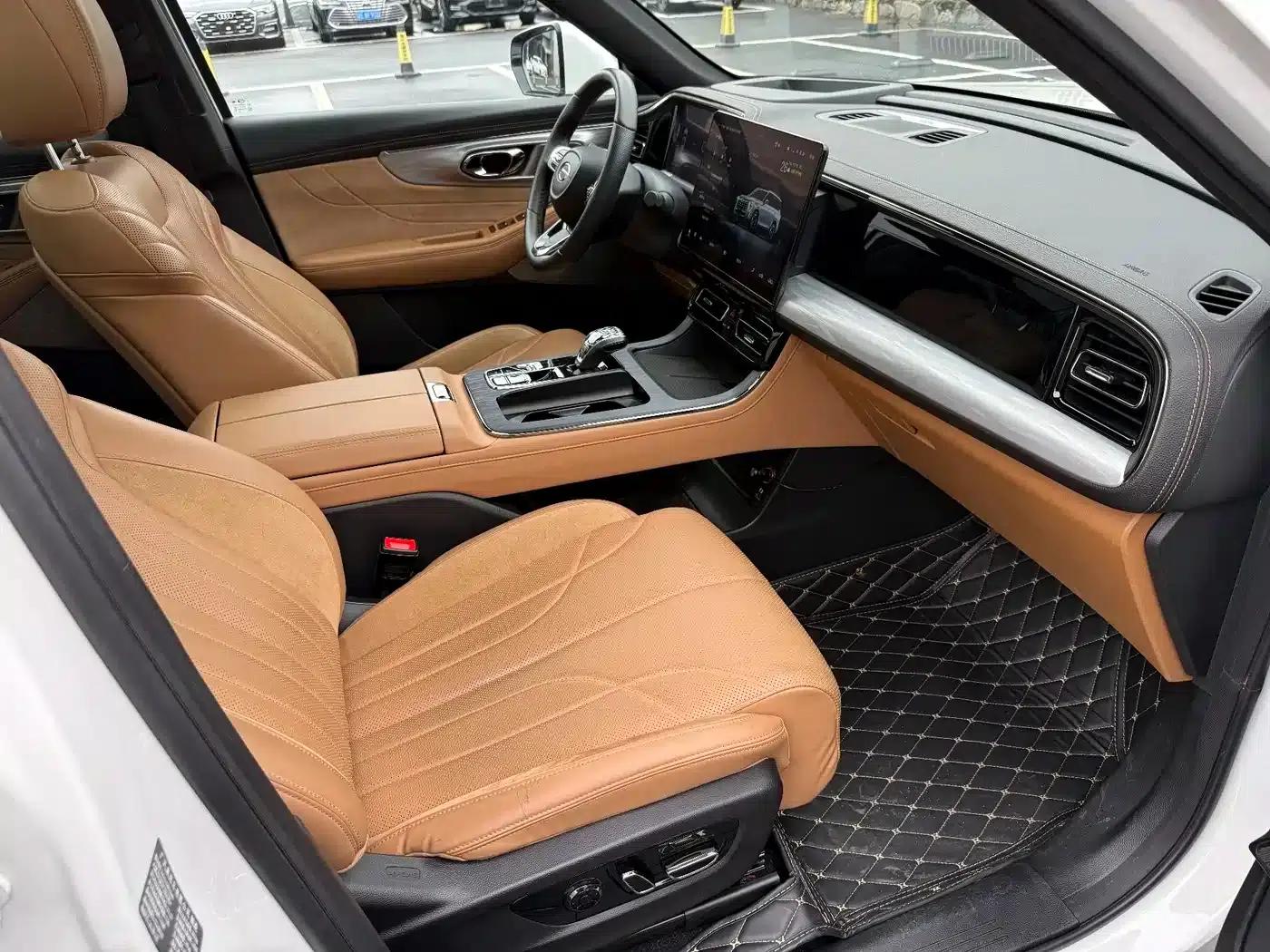 Trumpchi ES9 2024 PHEV 143km Traveler Max — миниатюра 8