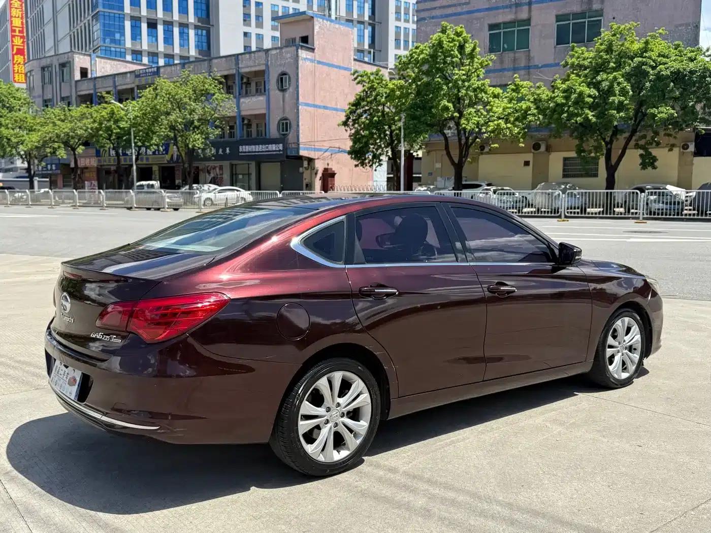 Trumpchi GA6 2016 235T DCT Elite Edition — миниатюра 9
