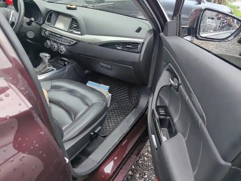 Trumpchi GA6 2016 235T DCT Luxury Edition — миниатюра 11