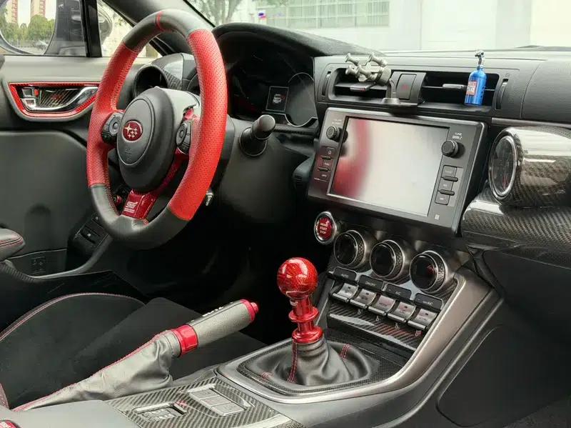 Subaru BRZ 2023 2.4L Manual 10th Anniversary Edition — миниатюра 13