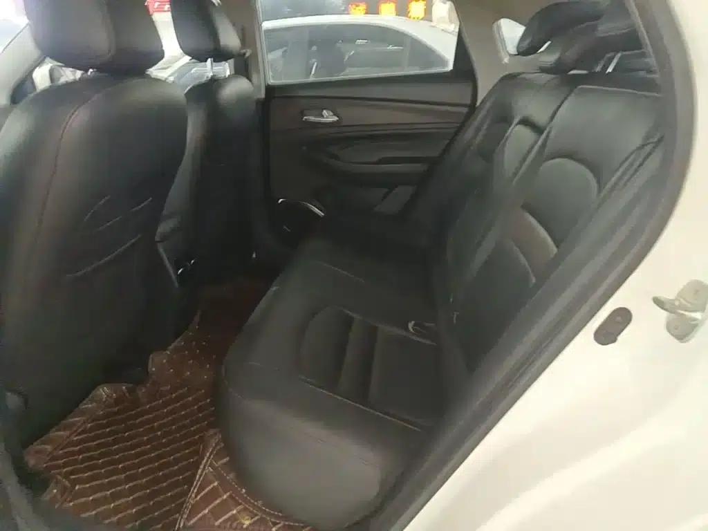 Trumpchi GA4 2018 150N Automatic Deluxe Edition — миниатюра 17