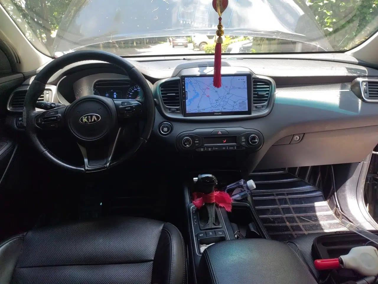 Kia Sorento 2016 Sorento L 2.2T Diesel 4WD Custom Edition 7 Seats China IV Standard — миниатюра 9