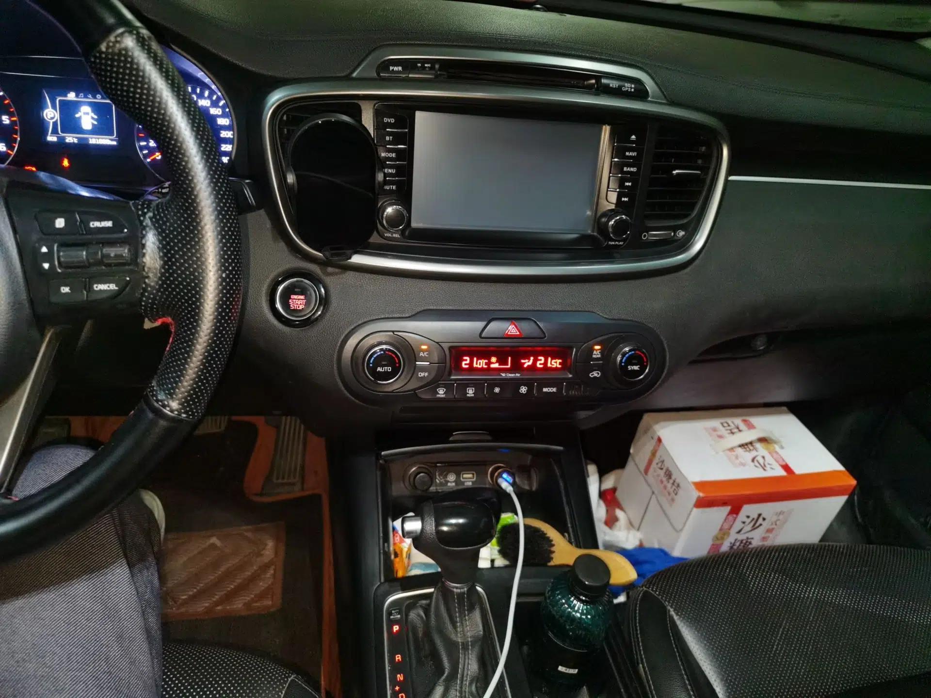 Kia Sorento 2016 Sorento L 2.2T Diesel 4WD Custom Edition 7 Seats China IV Standard — миниатюра 13