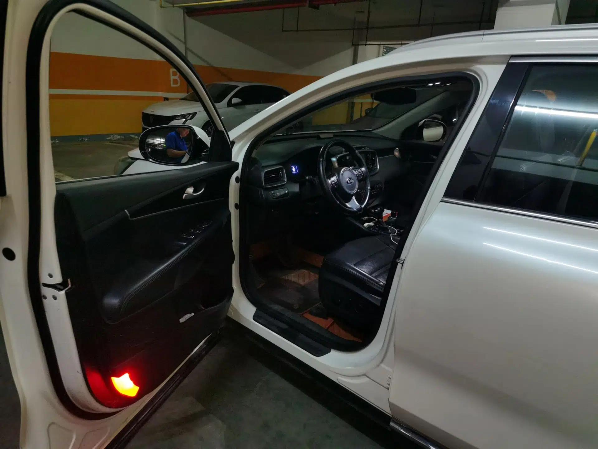 Kia Sorento 2016 Sorento L 2.2T Diesel 4WD Custom Edition 7 Seats China IV Standard — миниатюра 16