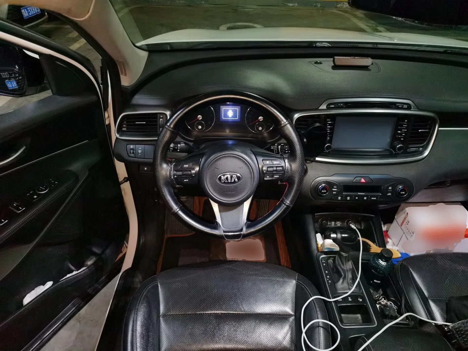 Kia Sorento 2016 Sorento L 2.2T Diesel 4WD Custom Edition 7 Seats China IV Standard — миниатюра 10