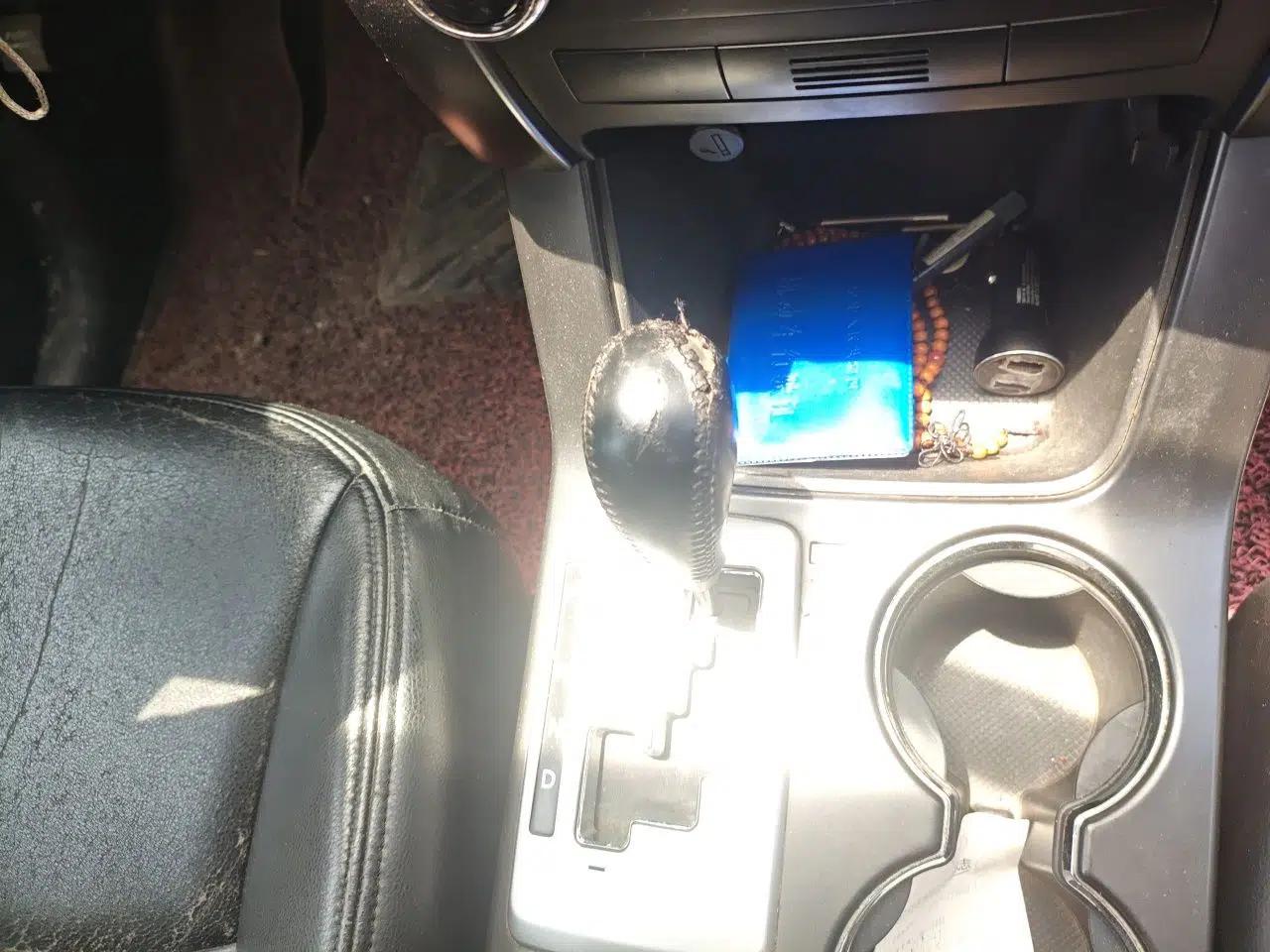 Kia Sorento 2010 2.2T Diesel Comfort Edition — миниатюра 14