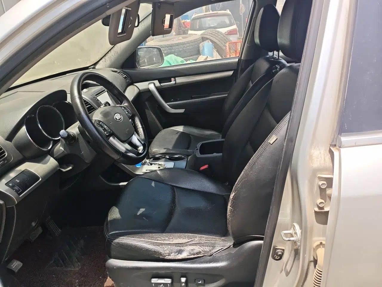 Kia Sorento 2010 2.2T Diesel Comfort Edition — миниатюра 15