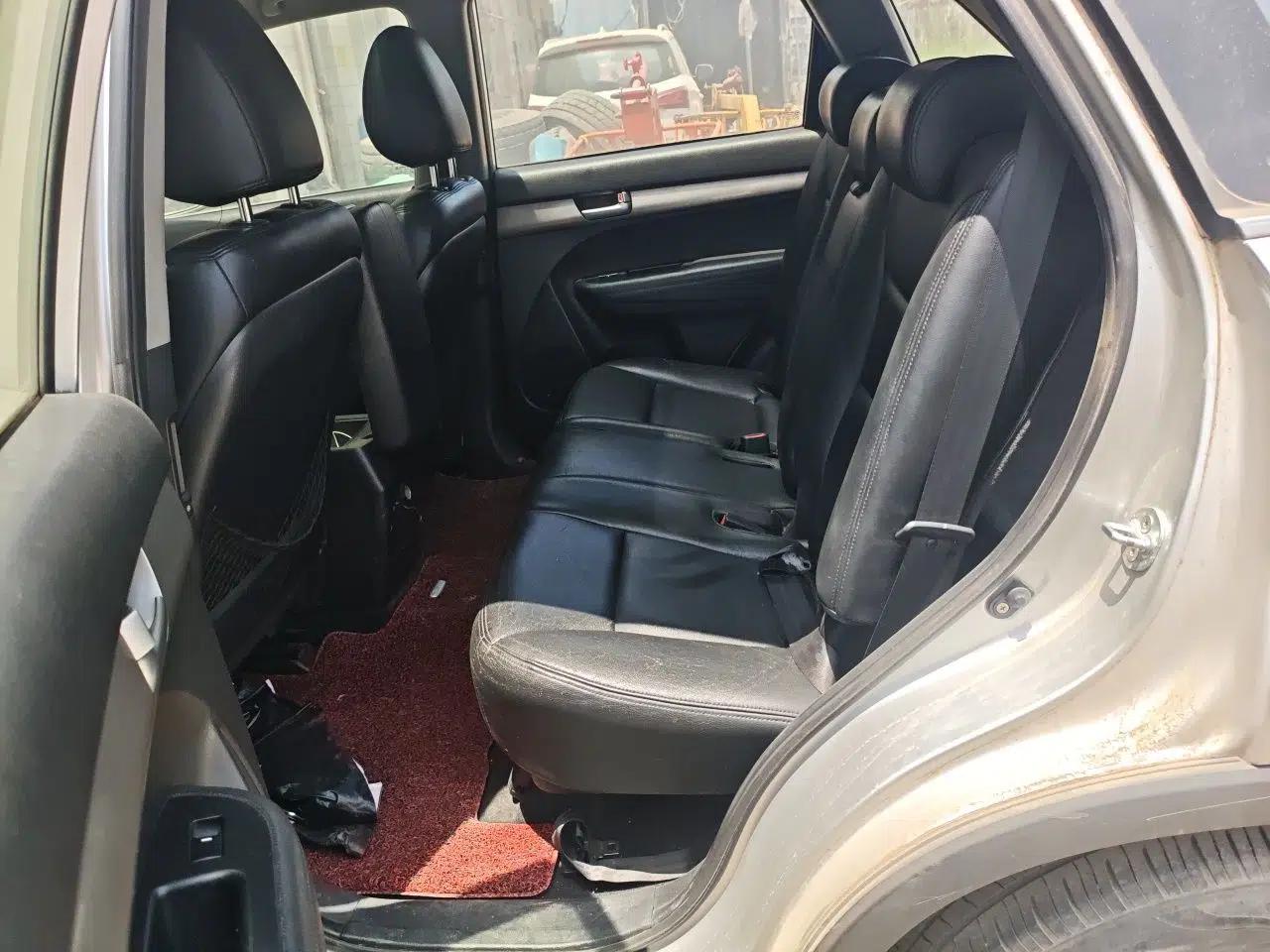 Kia Sorento 2010 2.2T Diesel Comfort Edition — миниатюра 17