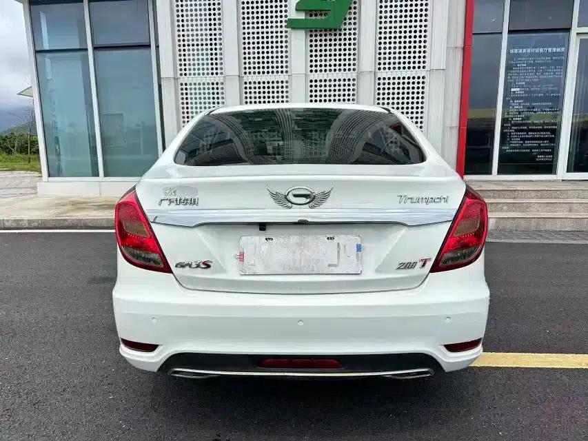 Trumpchi GA3S Vision 2016 200T Manual Elite Edition — миниатюра 6
