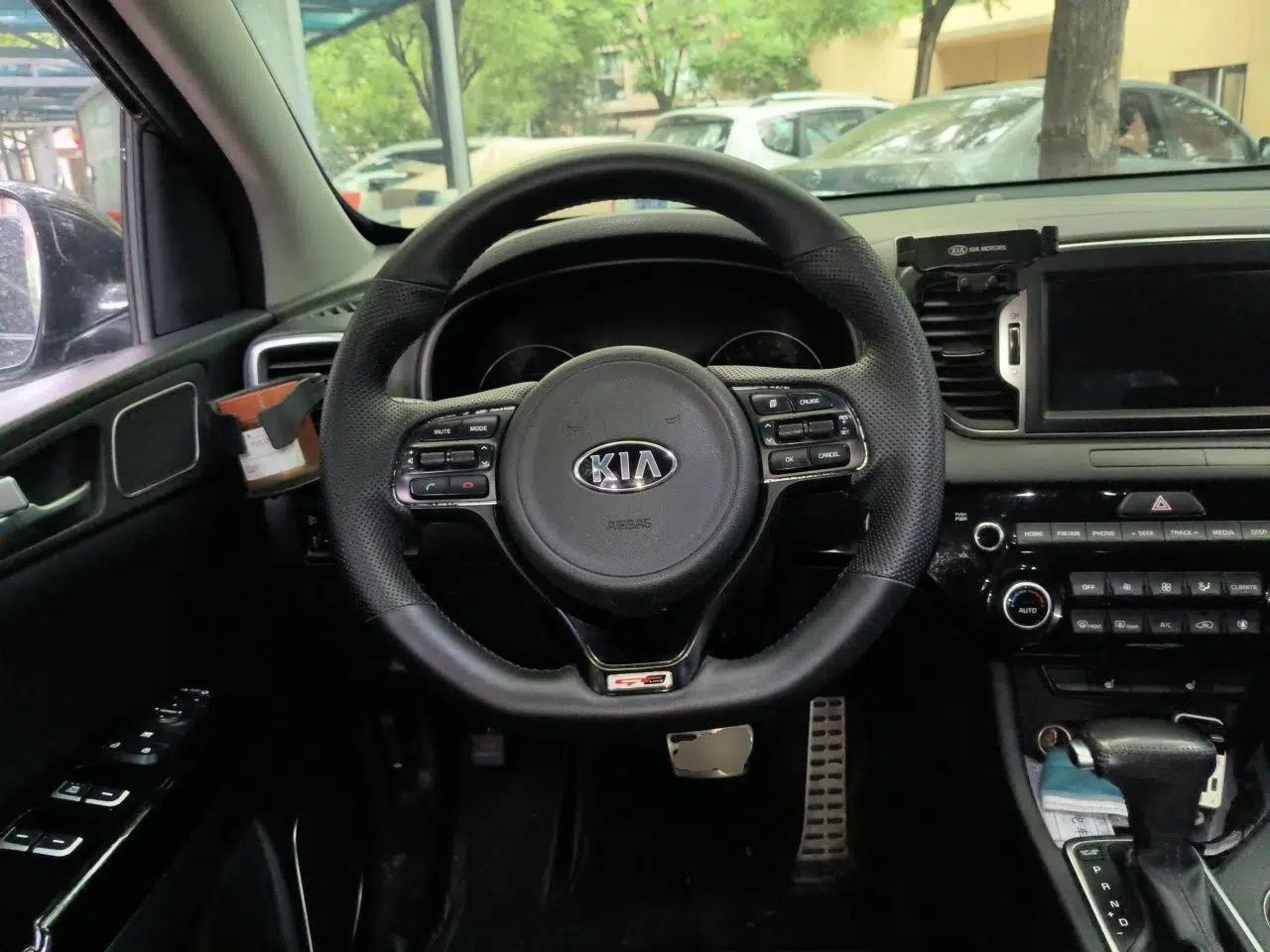 Kia KX5 2016 1.6T Automatic Two-Wheel Drive DLX — миниатюра 10