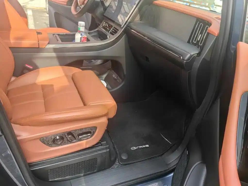 Trumpchi Aspiration M8 2025 Qiankun Series Ultra First Class — миниатюра 4