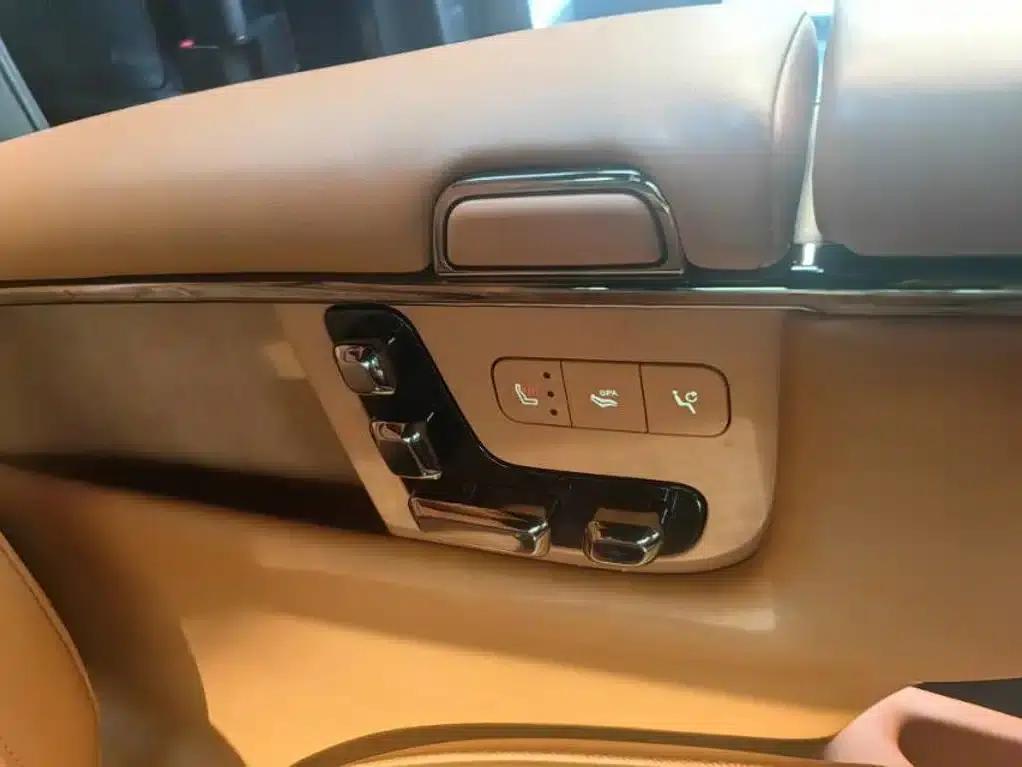 Trumpchi Aspiration M8 2025 Qiankun Series Ultra First Class — миниатюра 7