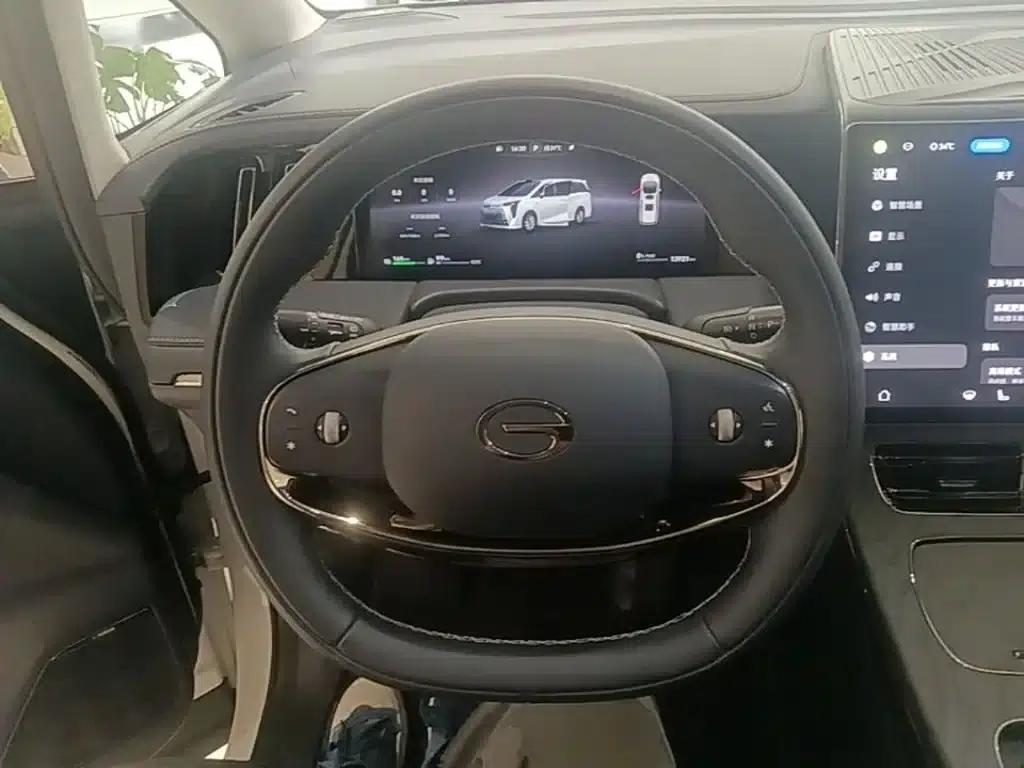 Trumpchi Aspiration M8 2025 Qiankun Series Ultra First Class — миниатюра 11