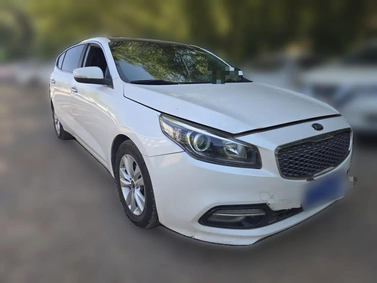 Kia K4 2014 1.8L Automatic GL — миниатюра 3