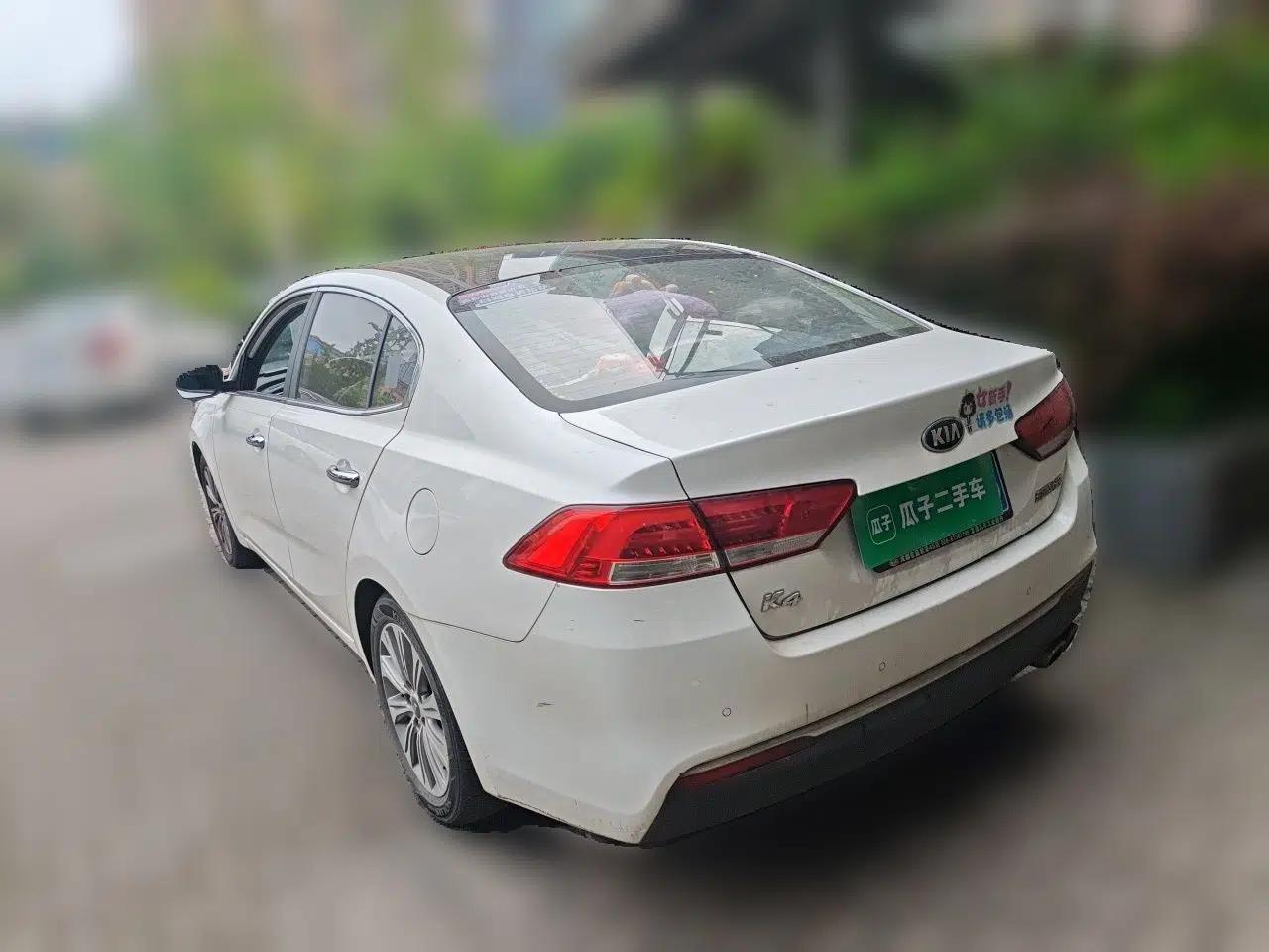 Kia K4 2014 1.8L Automatic DLX — миниатюра 4