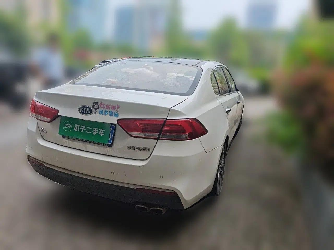 Kia K4 2014 1.8L Automatic DLX — миниатюра 6