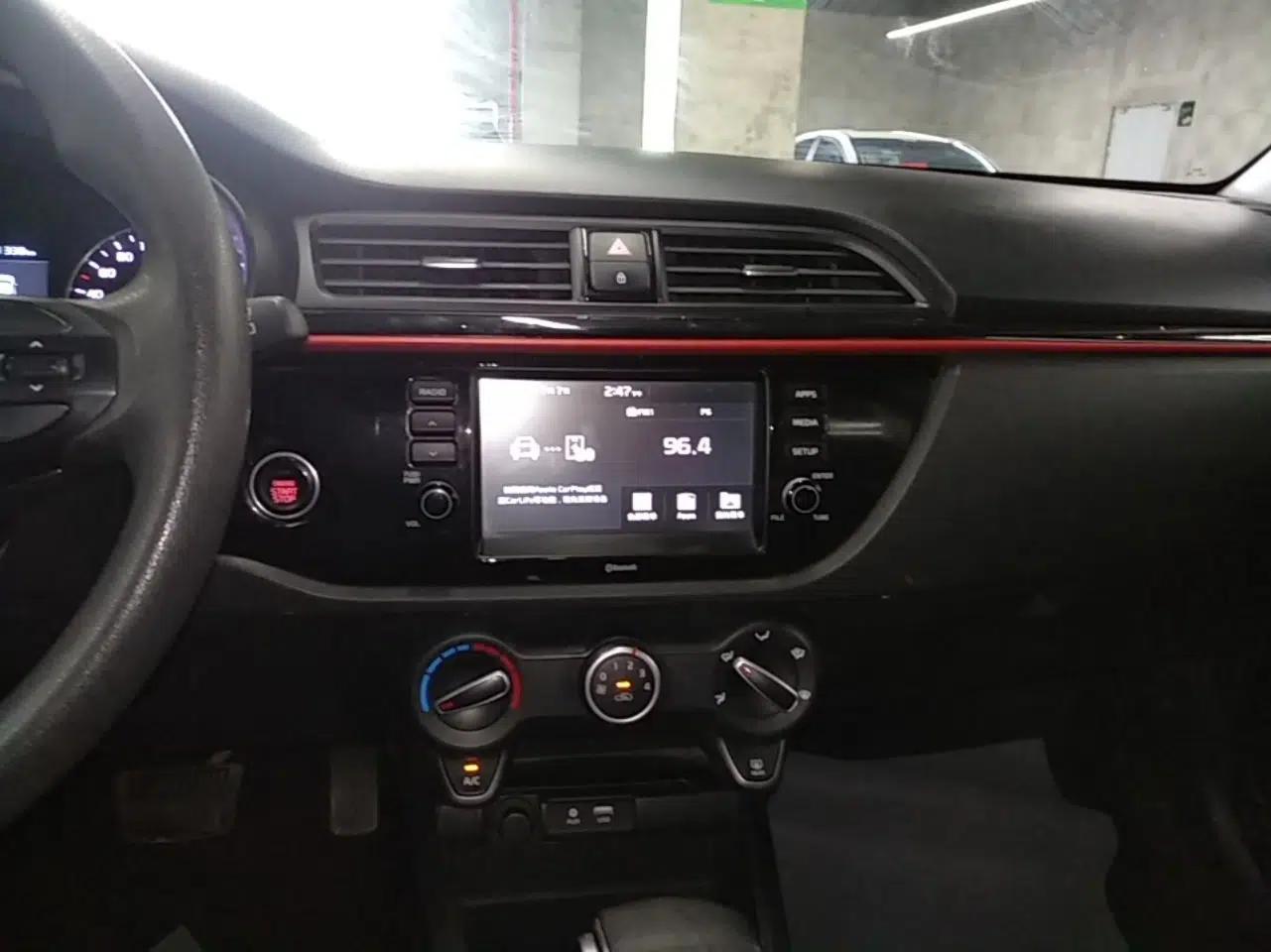 Kia KX Cross 2017 1.4L AT GLS — миниатюра 15