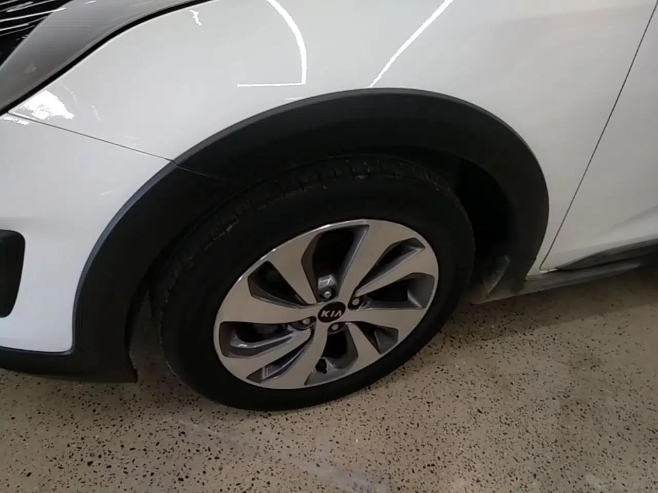Kia KX Cross 2017 1.4L AT GLS — миниатюра 10