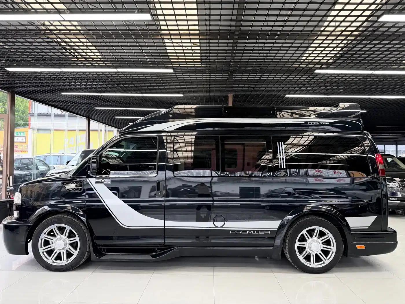 2016 SAVANA 5.3L G660S 4WD Elegant Panoramic Edition — миниатюра 8