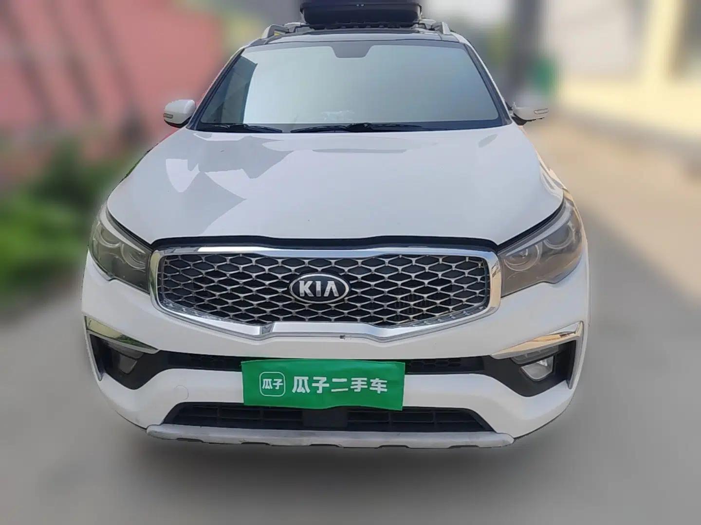 Kia KX7 2017 2.0T Automatic Two-Wheel Drive GLS 7-Seater — миниатюра 2