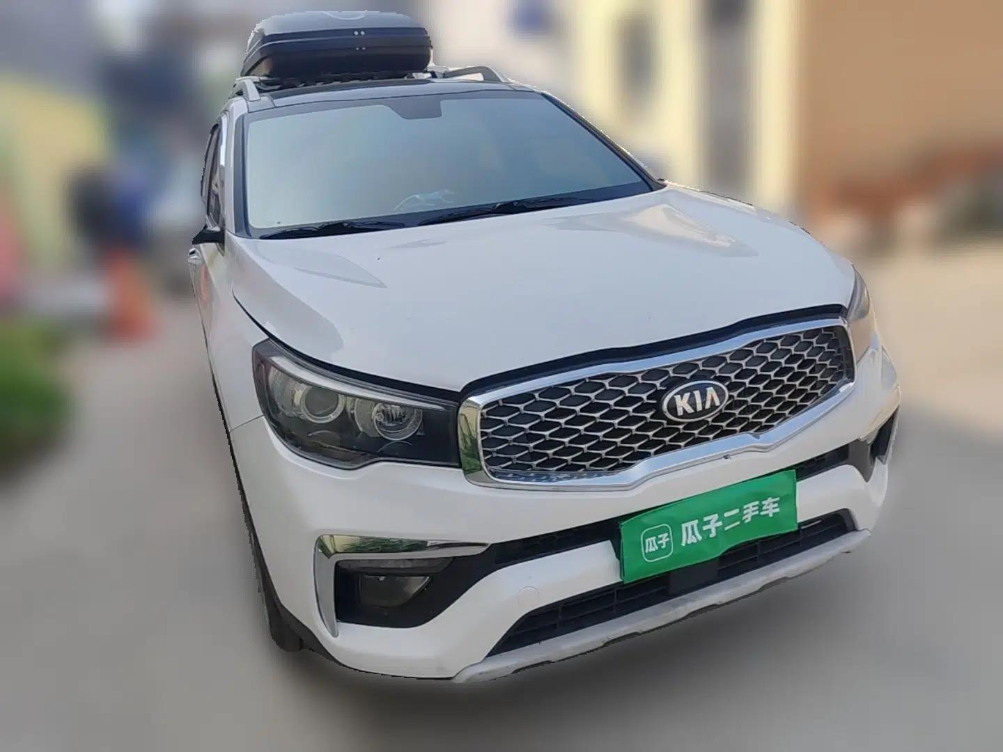 Kia KX7 2017 2.0T Automatic Two-Wheel Drive GLS 7-Seater — миниатюра 3
