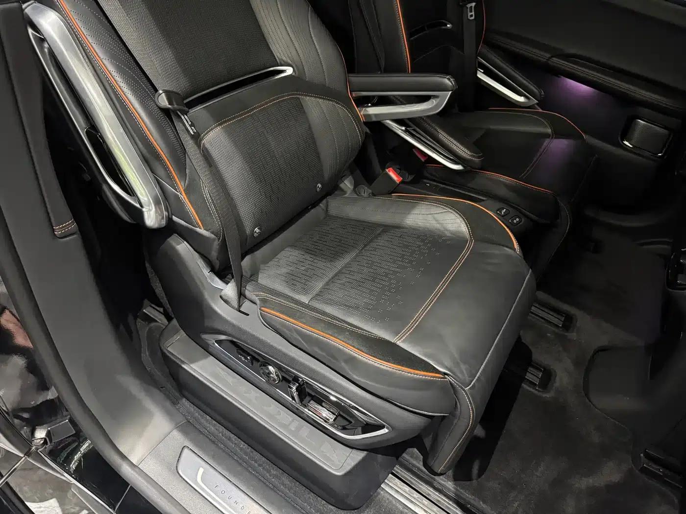 HiPhi X 2021 Founder Edition 6-seater — миниатюра 11
