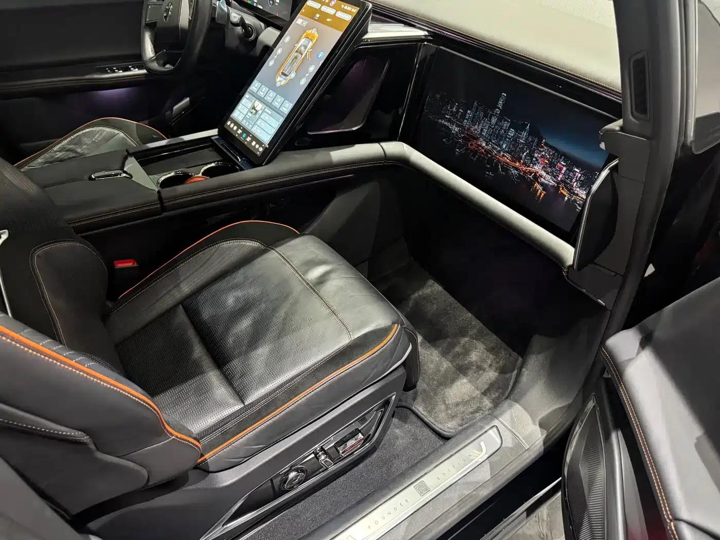 HiPhi X 2021 Founder Edition 6-seater — миниатюра 10